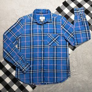 ❄️ XS | AEO| Long Sleeved Button Down Shirt